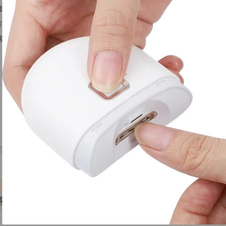 Ionique | 2‑em‑1 Cortador e Polidor Elétrico de Unhas – Recortador Automático com LED, Recarregável & Silencioso